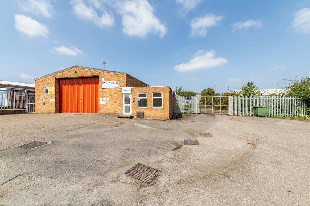 Commerce Way Leighton Buzzard23