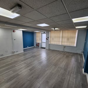 207 Lower Church Road, Burgess Hill, Retail To Let - b5ab473c637d4a598e6bd4548b68bfb7.jpg