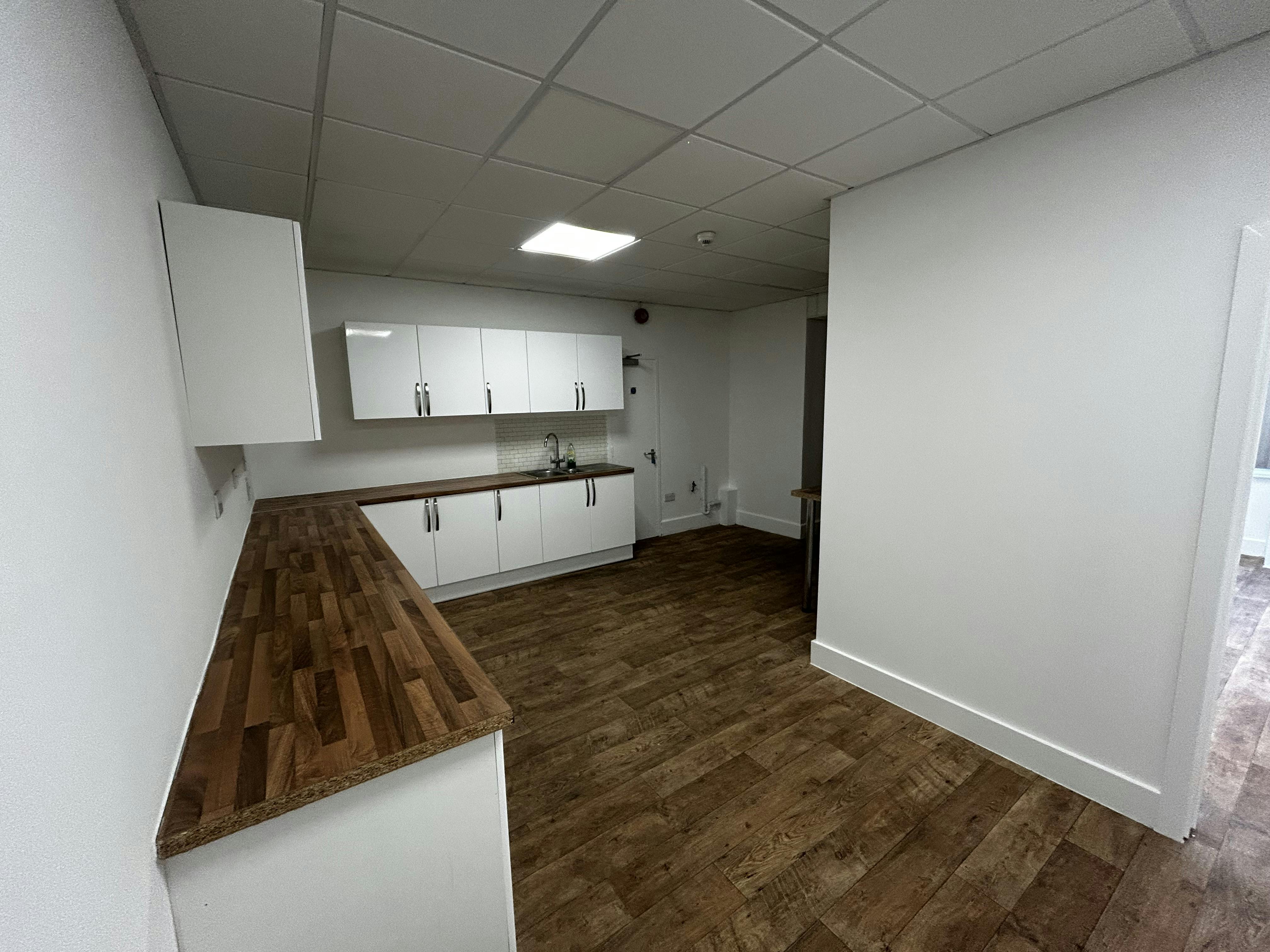 Delta 1402, Delta Office Park, Swindon, Retail To Let - IMG_7257.jpeg