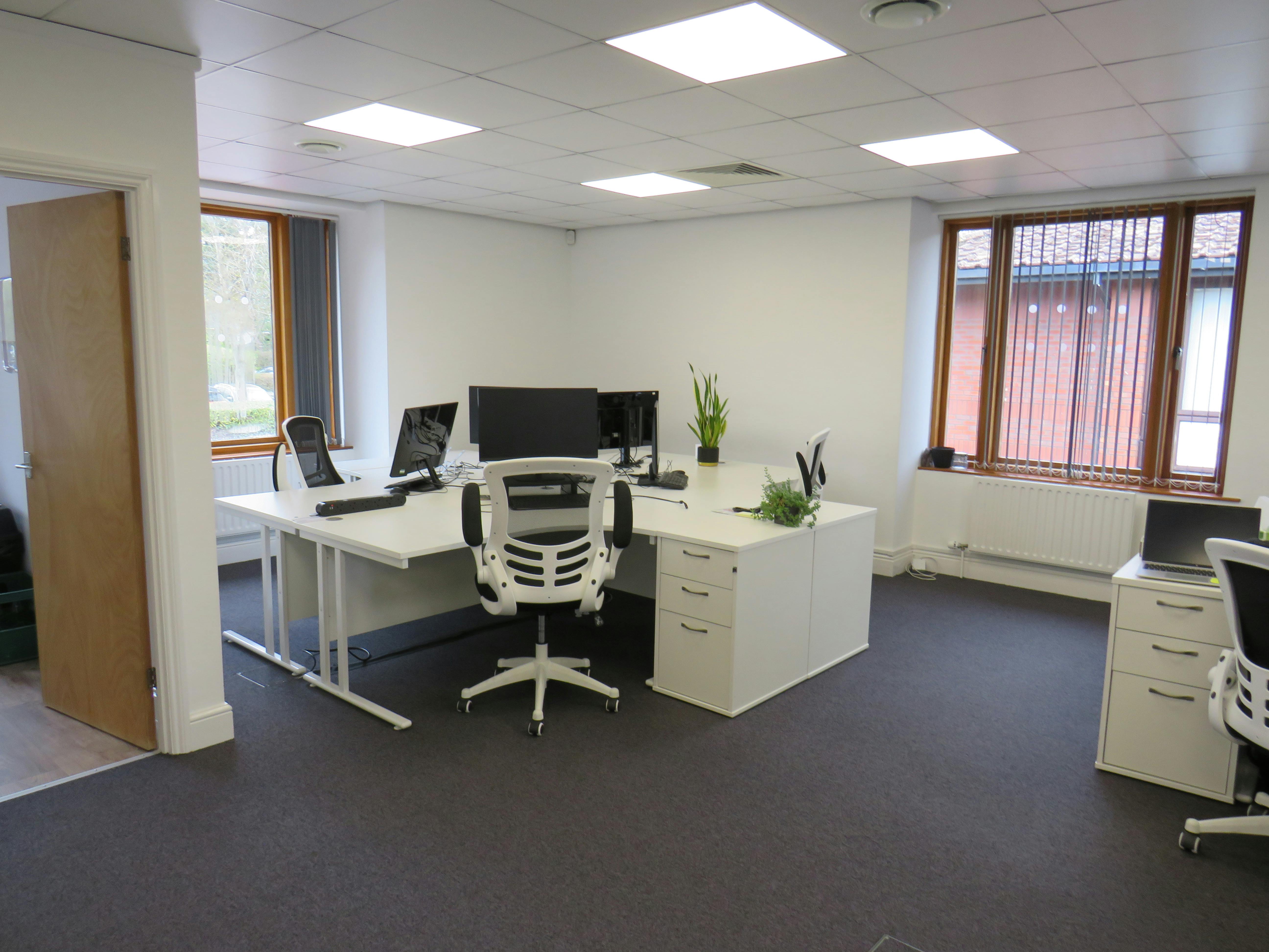9 Oriel Court, Alton, Offices To Let - IMG_1973.JPG
