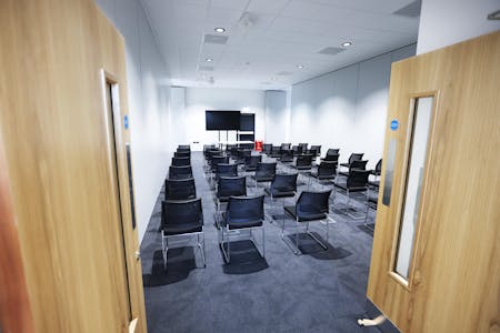 The Skylark - First Floor Offices, Westcott Venture Park, Aylesbury, E (Commercial / Business / Service) / Office To Let - Westcott Open Day - ed nix 101.JPG