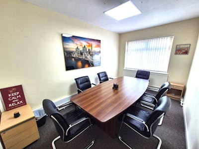 Office 4, Second floor, Rohans House, Stockport, Office To Let - 20250912_125532.jpg