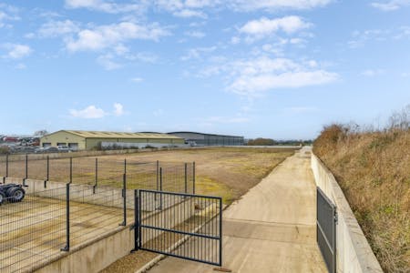 Land On The West Side Of Rycote Lane, Thame, Open Storage To Let - DJI_0123  800px.jpg