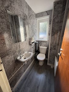 Unit 3, Pontymister Industrial Estate, Risca, Industrial To Let - IMG_5349.jpg