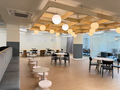 152-156 Kentish Town Road, London, Office To Let - 20260602_130540597_iOS.jpg