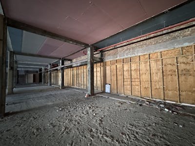 Unit E - 138-152 Powis Street, London, Healthcare / Leisure / Office / Retail To Let - IMG_4409.jpg