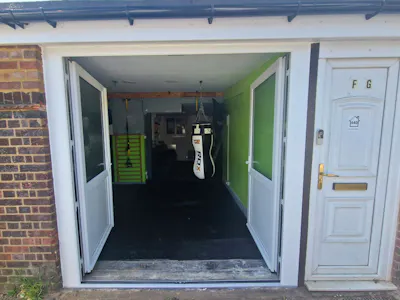 R/o 440 Dunstable Road, Luton, Industrial / Office / Other / Retail To Let - WhatsApp Image 2026-07-15 at 10.39.32.jpeg