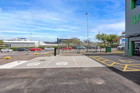 UNIT 3A CAPITAL PARK, BANKHEAD AVENUE, Edinburgh, Industrial/Logistics / Trade / Warehouse To Let - DSC_7126.jpg