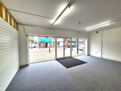 41 Castle Street, Stockport, Retail To Let - 20250723_120705.jpg