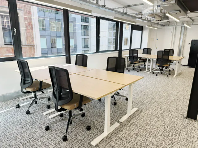 Holyer House, London, Offices To Let - IMG_9943.jpg