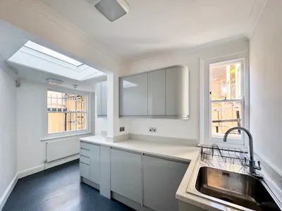 1 Hobart Place, London, Office To Let - Image (91).jpg
