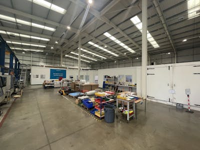 Unit 1 Yorks Park, Dudley, Industrial / Warehouse To Let - IMG_4687.JPG
