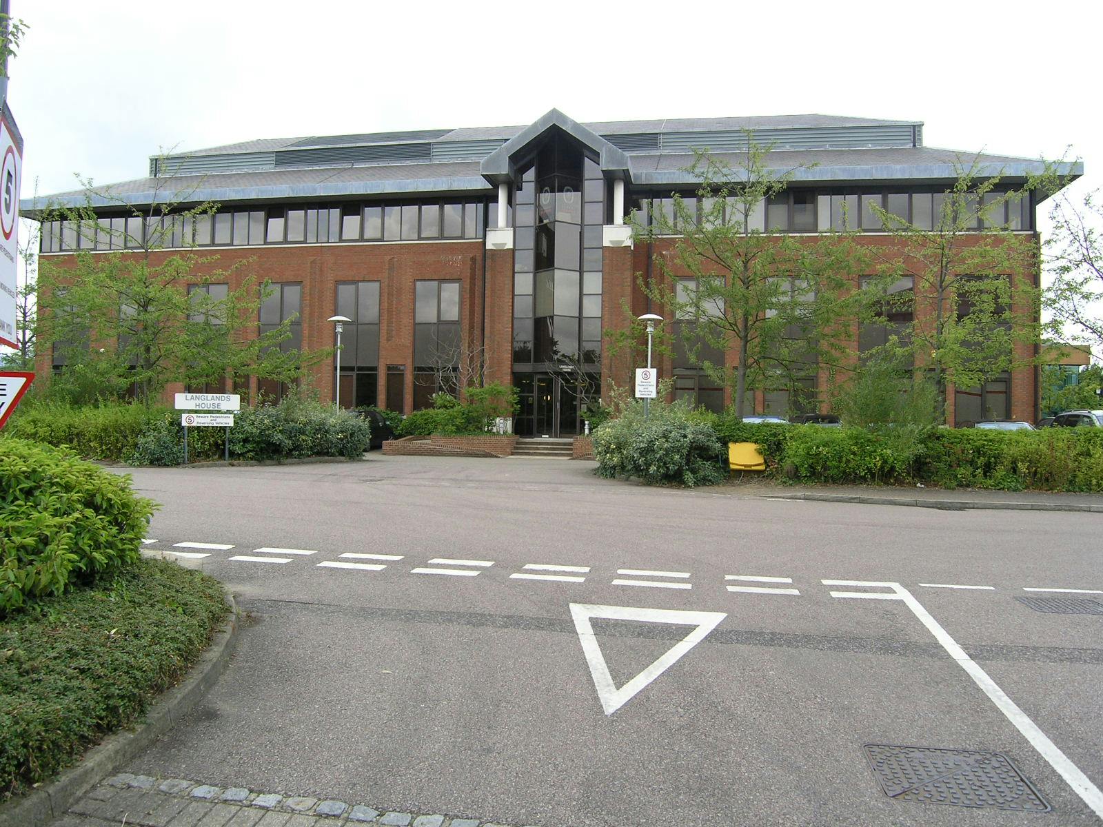 Ground Floor, Langlands House, Harlow, Offices To Let - Picture 002.jpg