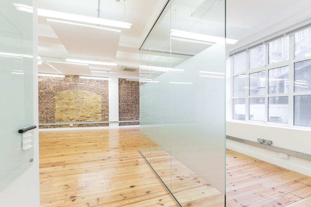 Lion House First Floor Rear, 3 Plough Yard - LionHouse3PloughYardFirstFloorRearEC2A3LPShoreditchOfficeToLetInternal2.jpg