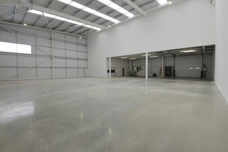 Vauxhall Trading Estate, Reddish, Industrial / Warehouse To Let - ad15cc8d5e14a4fe28edafcd61947102-dsc-3992.jpg