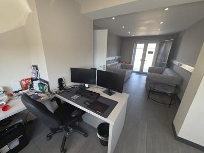 Lower Barn Farm, Rayleigh, Office To Let - WhatsApp Image 2026-04-27 at 14.0.04.jpeg