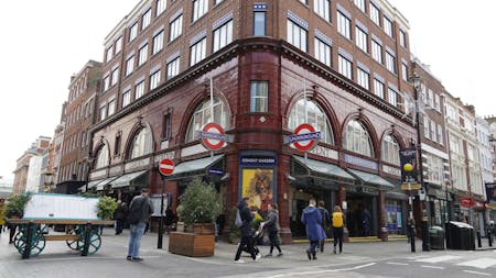 99-103 Long Acre, London, Retail To Let - franzwendergak3YCPaXPEunsplash.jpg