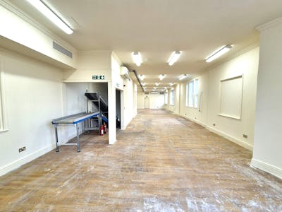 2 Warren Street, Stockport, Retail To Let - 20260331_111643.jpg