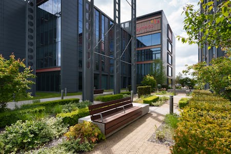 Pinehurst II, 2 Pinehurst Road, Farnborough, Office To Let - DSC08069.jpg