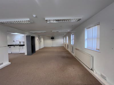 1st & 2nd Floor Offices, 4 Temple Street, Aylesbury, Office To Let - WhatsApp Image 20250915 at 112750_e0ae7ed9.jpg