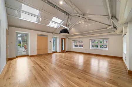 Rochelle School, 16 Playground Gardens, London, Office To Let - MD-BC-ArnoldCircus-21.JPG