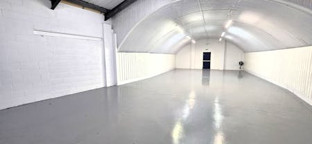 Arch 35, Bow Triangle Business Estate, London, Industrial To Let - 20260501_191521 - Edited.jpg