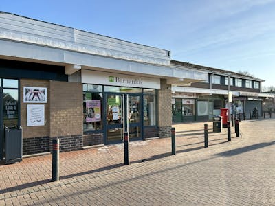 Unit 7, Sutton Farm Shopping Parade, Shrewsbury, Retail To Let - IMG_0494.JPEG