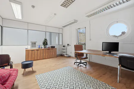 18-20 London Lane, London Fields, D1 (Non Residential Institutions) / D2 (Assembly and Leisure) / Leisure / Office To Let - img_0156.jpg