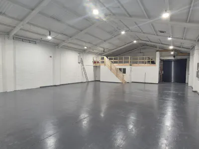 Unit 2 Second Avenue, Stockport, Industrial/Logistics To Let - 20260925_094507.jpg