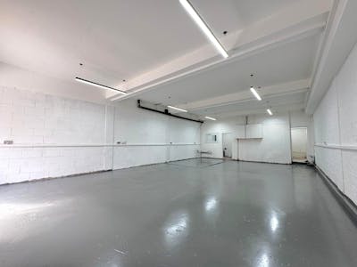Unit 6 - 61 Sutherland Road, London, Industrial To Let - WhatsApp Image 2026-05-20 at 17.40.17 (5).jpeg