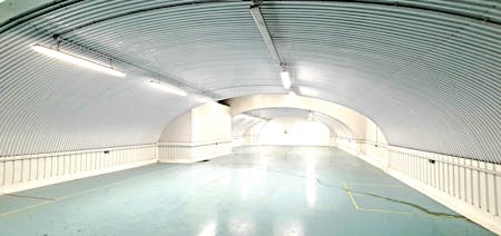 128 Three Colts Lane & 8A Cudworth Street, London, Industrial To Let - 20D5F9~1.JPG