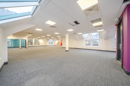Trinity Court, Church Street, Rickmansworth, Office To Let - 13749081169048f114d2e7.jpg
