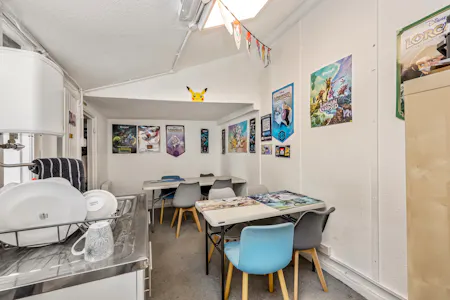 100 & 100a Blatchington Road, Hove, Cafe (A1) / Class E Retail / Leisure / Convenience Store / Investment / Investment - Mixed use / Investment - Office / Office / Retail For Sale - Blatchington Road 100-004.JPG