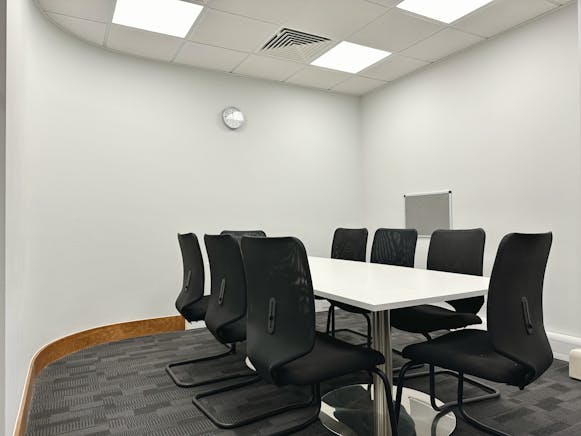34, George Street, Luton, Office To Let - Image 4