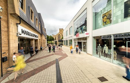 4, 30 And 31, Yeovil, Retail To Let - Picture3.jpg