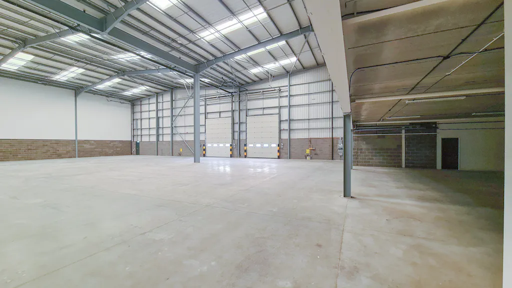 9-WAREHOUSE_0
