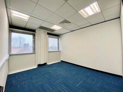 Christchurch House, 40 Upper George Street, Luton, Office To Let - Image 10