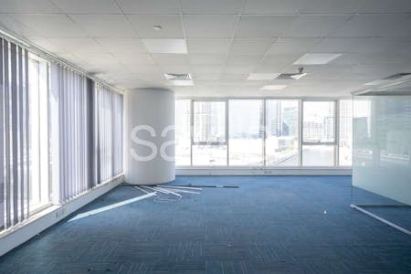 Churchill Towers, Business Bay, Dubai, Office To Let - v1_09_11_202308_47_0235427021e6a672d5cd1f0c8d839da1adca27_l_gal.jpg