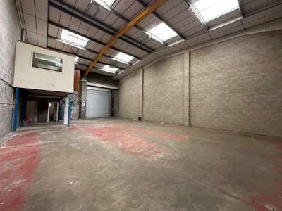 Unit 12 Capitol Industrial Park, Colindale, Industrial To Let - 20260828_123739324_iOS.jpg