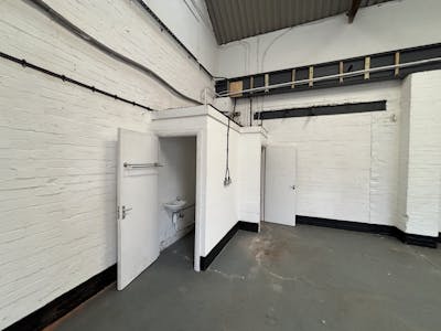 Unit B3A, Avondale Business Park, Cwmbran, Industrial To Let - IMG_6293.jpg