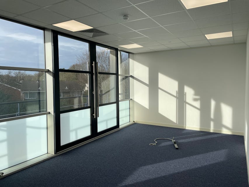 Albion, Wokingham, Offices To Let - tempImageyszOjg.jpg