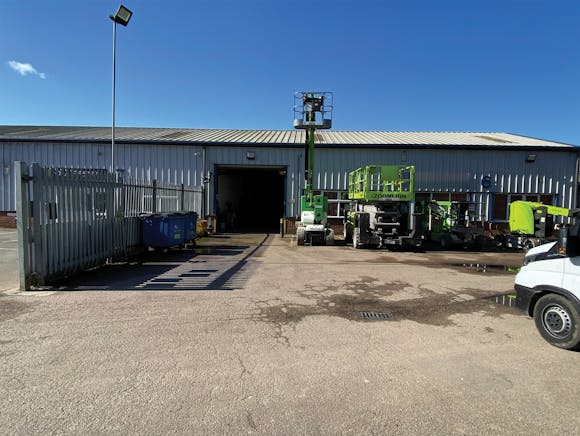 Unit 6 Mill Place, Sevenoaks, Industrial To Let - 6 Mill Place main.jpg