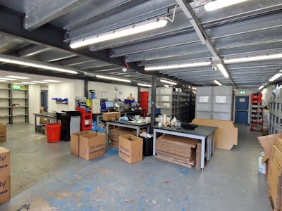 Unit 16/ 17, Stockport, Industrial/Logistics To Let / For Sale - 20240816_131930.jpg