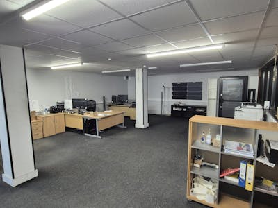 Unit 5, Manchester, Industrial/Logistics To Let - 20260216_111622.jpg