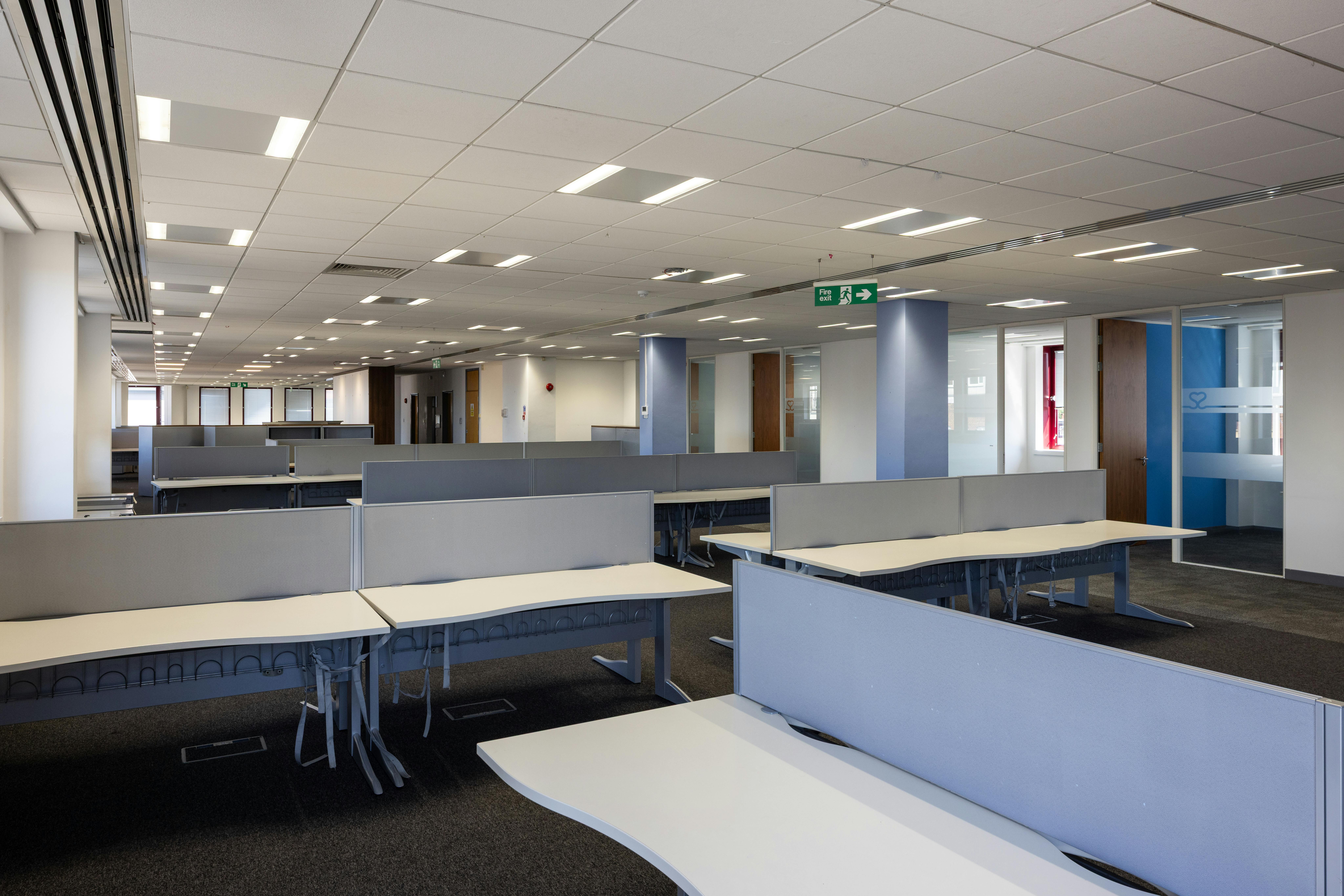 Office in Reading - photo 4