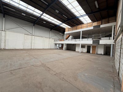 Unit 17 & 18 Progress Business Park, Leigh-On-Sea, Industrial To Let - IMG20250728WA0013.jpg