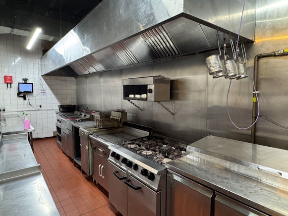 Exceptional Licensed Japanese Restaurant in Glasgow City Centre, Mikaku, 45 Queen Street, Glasgow For Sale - IMG_8098 2.jpg