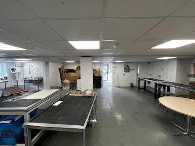 Unit C1, Watford, Industrial To Let - internal 1.jpg