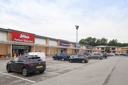 Keighley Retail Park, Hard Ings Road, Keighley, Retail - Out Of Town To Let - 7189_003.jpg