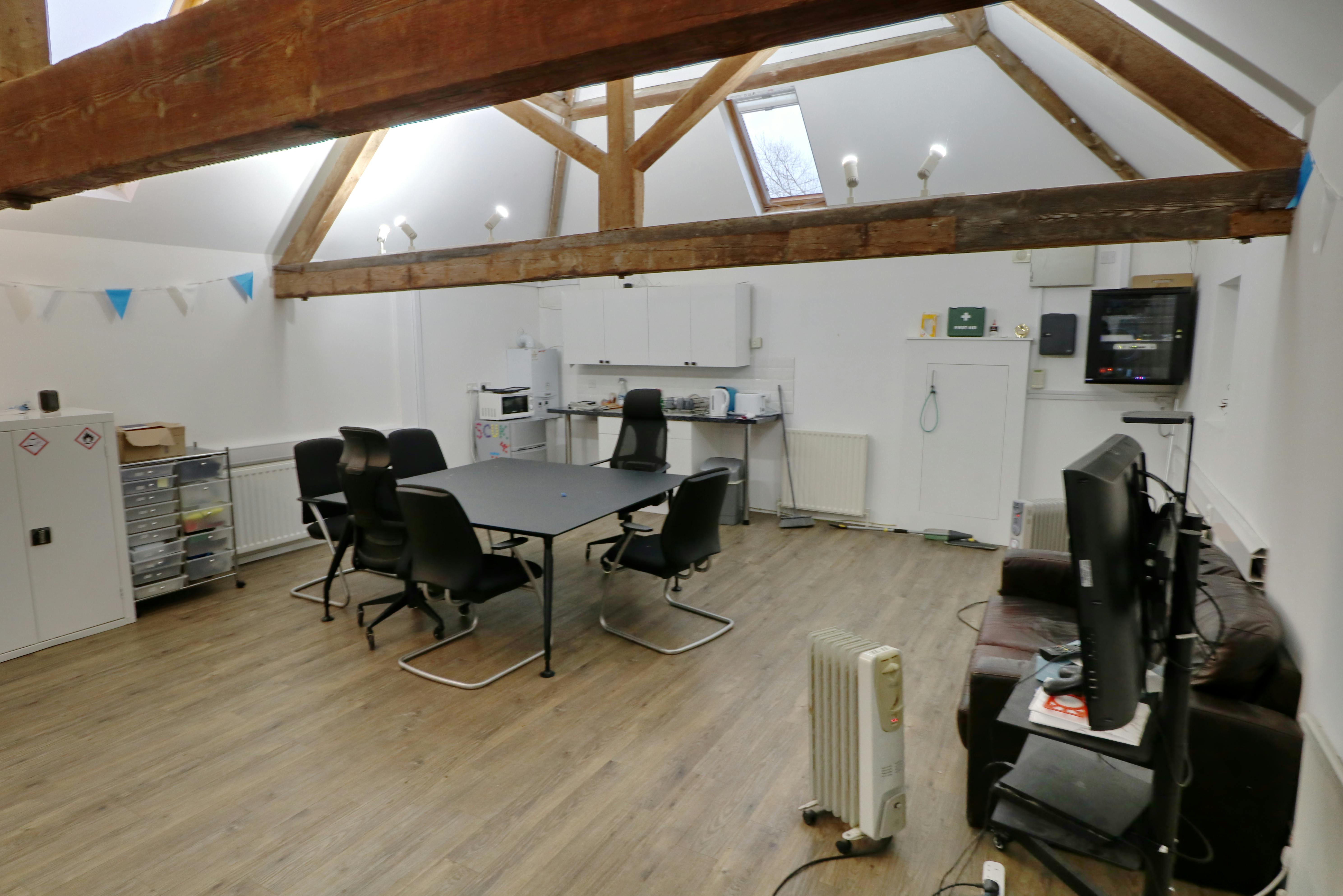 Unit 1 Redhouse Farm, Hassocks, Office To Let - Interior 2.jpg